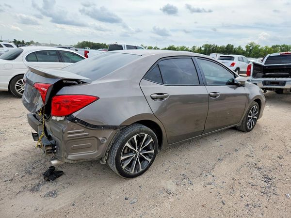 2017 TOYOTA COROLLA