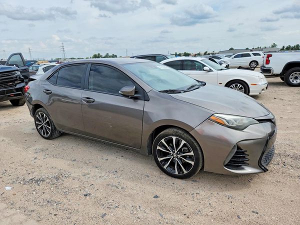2017 TOYOTA COROLLA