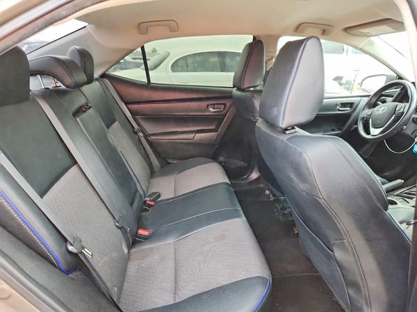 2017 TOYOTA COROLLA