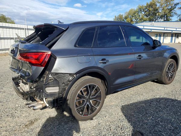 2022 AUDI SQ5