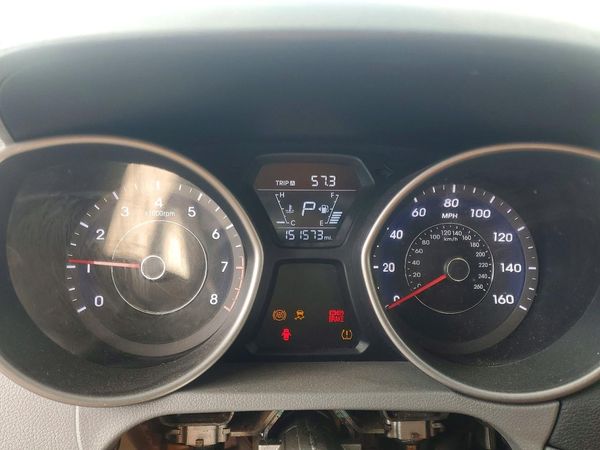 2016 HYUNDAI ELANTRA