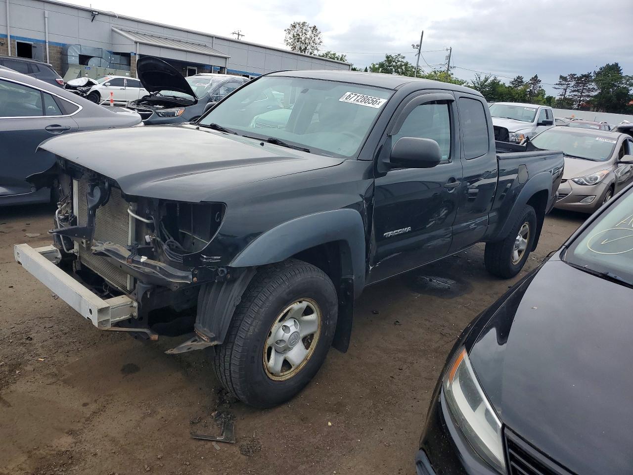 2015 TOYOTA TACOMA Delux Grade