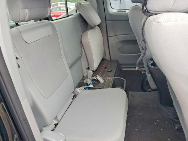 2015 TOYOTA TACOMA Delux Grade
