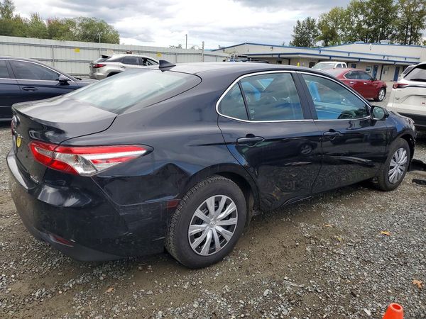 2019 TOYOTA CAMRY LE Hybrid