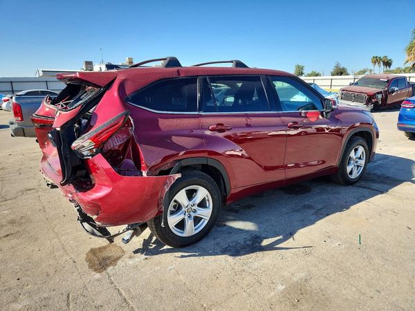 2022 TOYOTA HIGHLANDER
