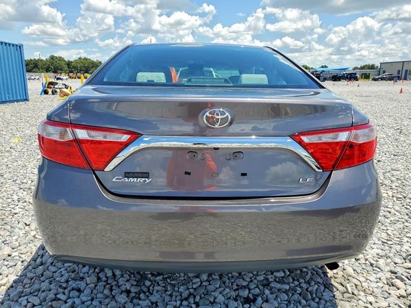 2016 TOYOTA CAMRY
