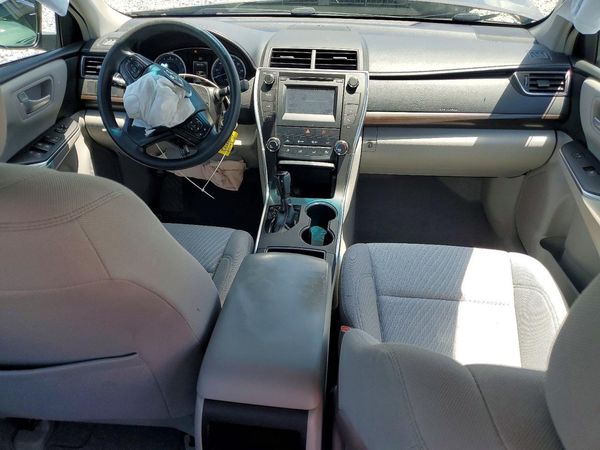2016 TOYOTA CAMRY