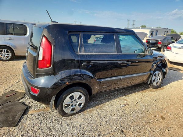 2013 KIA SOUL
