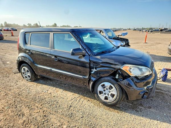 2013 KIA SOUL