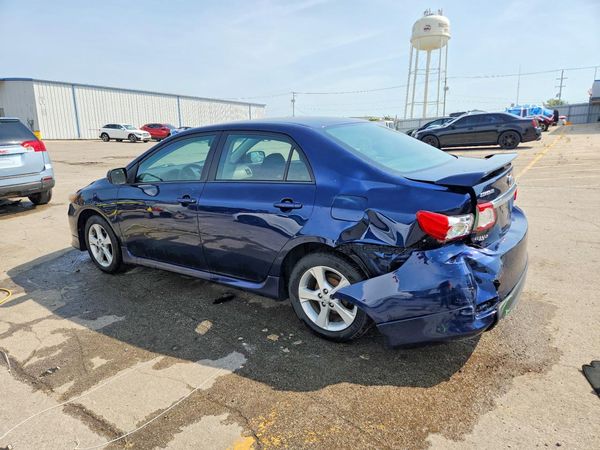 2013 TOYOTA COROLLA