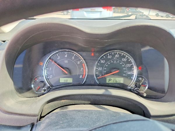 2013 TOYOTA COROLLA
