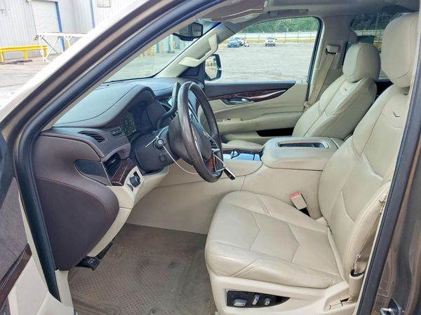 2015 CADILLAC ESCALADE Luxury