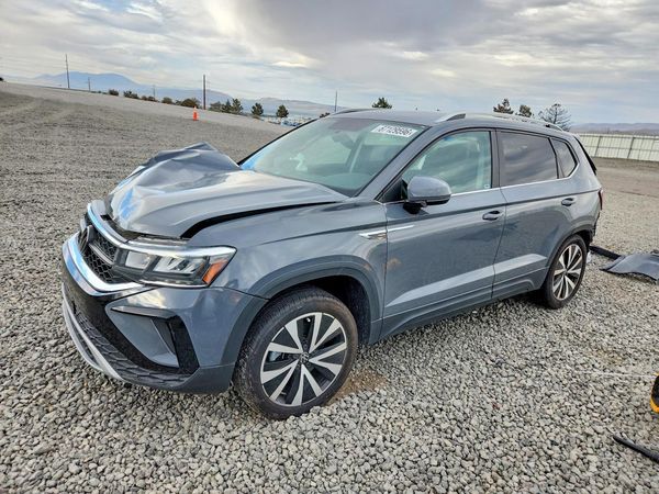 2022 VOLKSWAGEN TAOS