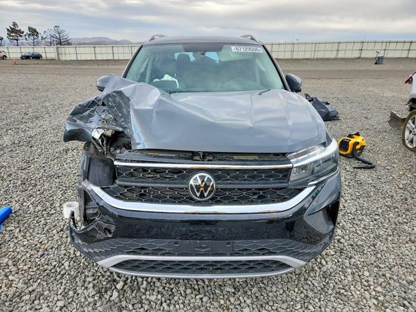 2022 VOLKSWAGEN TAOS