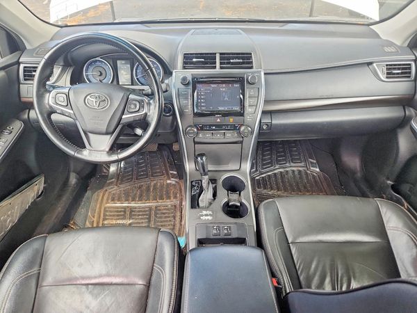 2016 TOYOTA CAMRY