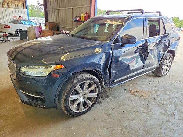 2018 VOLVO XC90