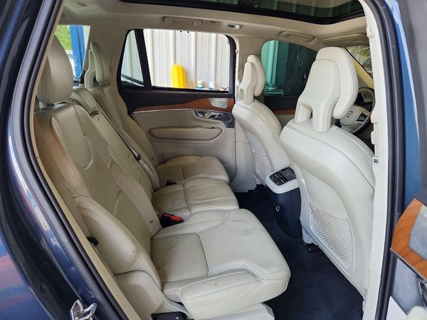 2018 VOLVO XC90 Inscription