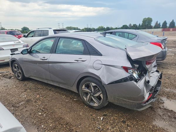 2023 HYUNDAI ELANTRA
