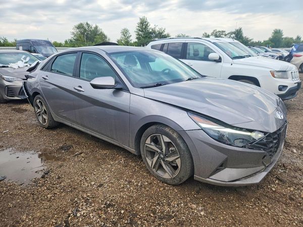 2023 HYUNDAI ELANTRA