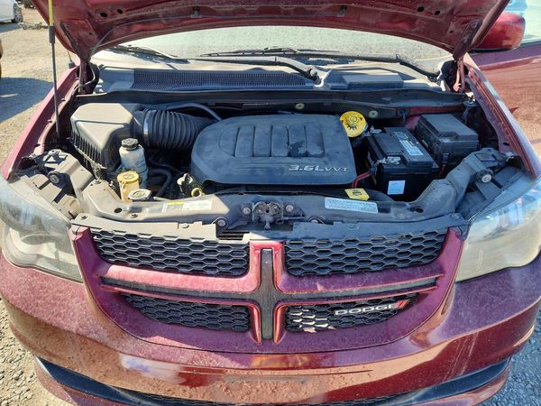 2018 DODGE GRAND CARAVAN GT (US), GT FWD (Can) — Engine bay