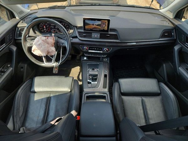 2018 AUDI Q5 quattro Prestige