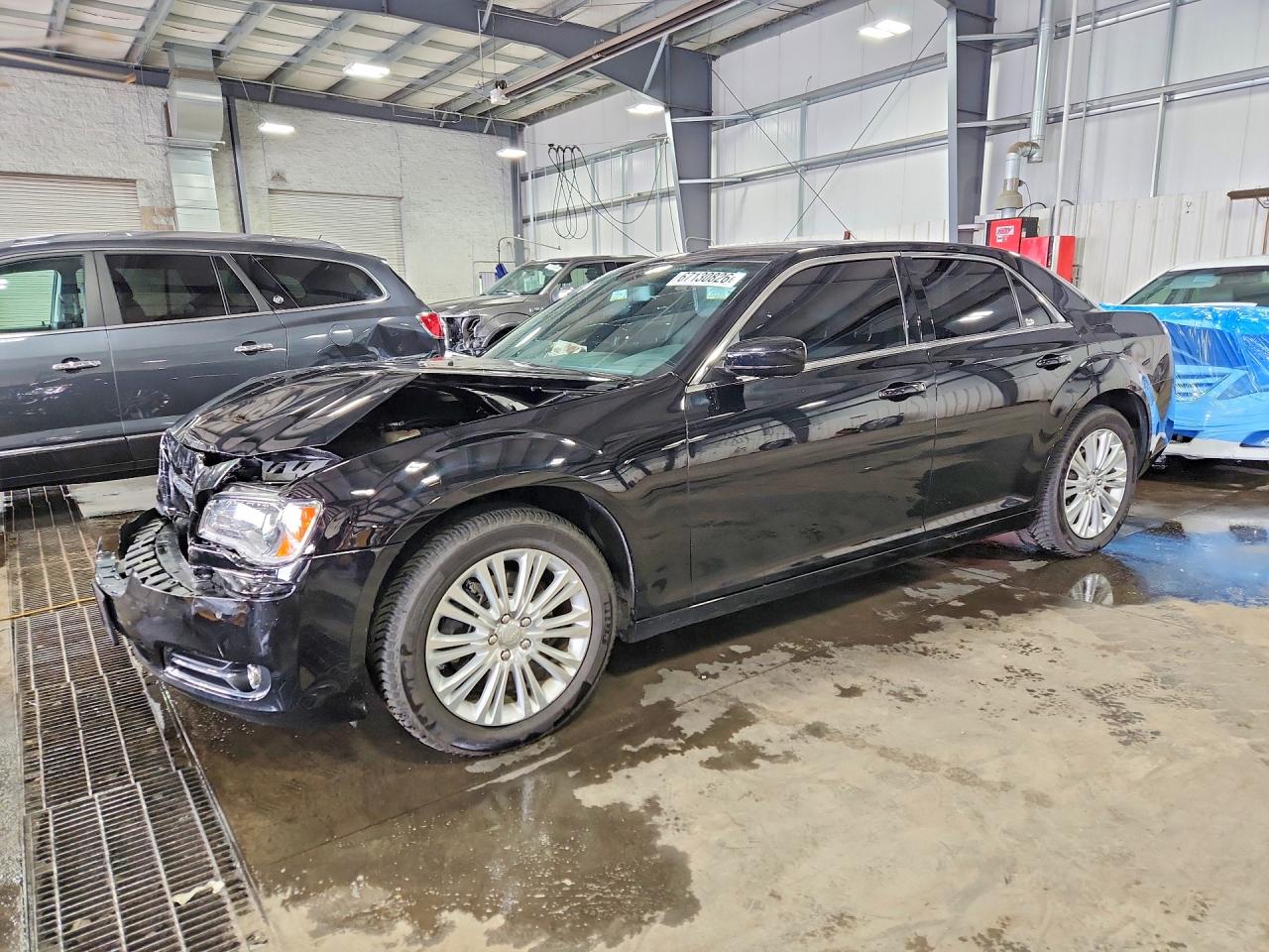 2013 CHRYSLER 300 Base