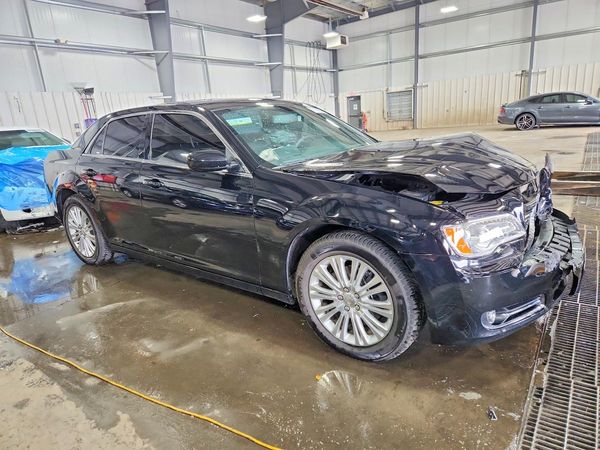 2013 CHRYSLER 300 Base