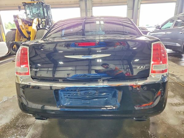 2013 CHRYSLER 300 Base