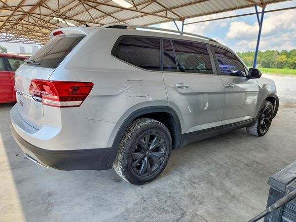 2018 VOLKSWAGEN ATLAS