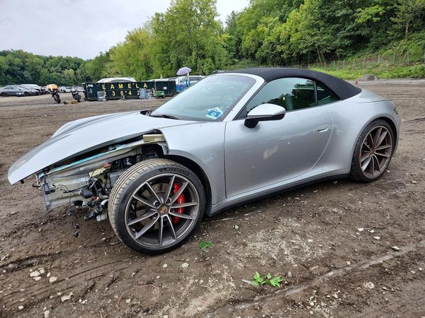 2020 PORSCHE 911