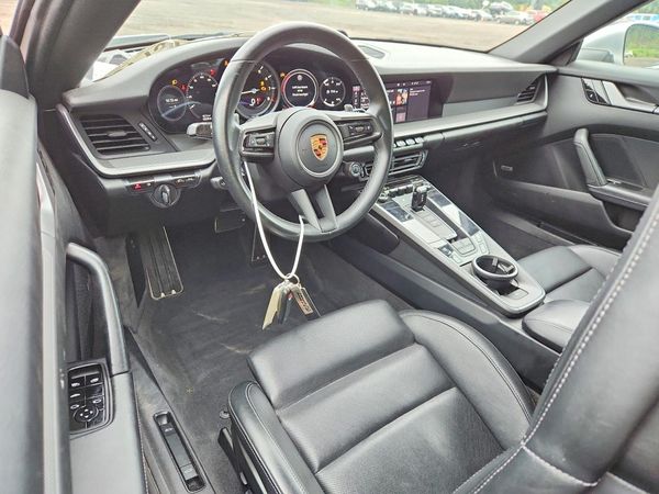 2020 PORSCHE 911
