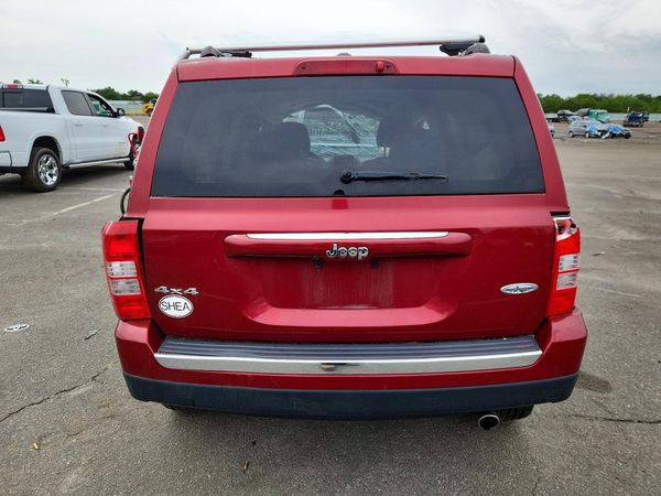 2016 JEEP PATRIOT Latitude