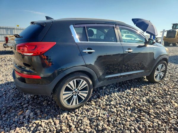 2015 KIA SPORTAGE GLS - Middle level