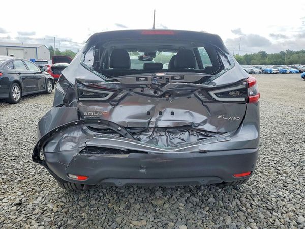 2022 NISSAN ROGUE SPORT SL