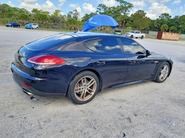 2014 PORSCHE PANAMERA Base (2WD), 4 (4WD)