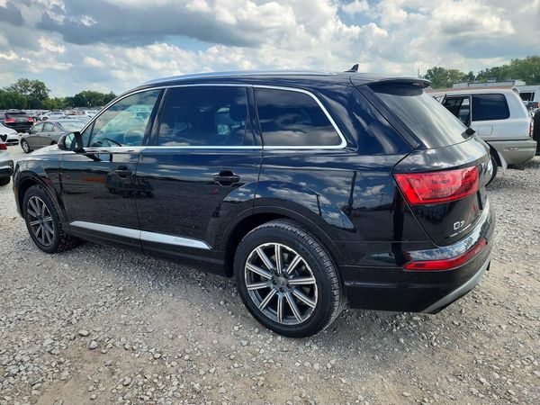 2017 AUDI Q7 quattro Prestige
