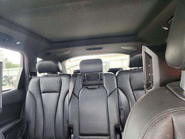 2017 AUDI Q7 quattro Prestige