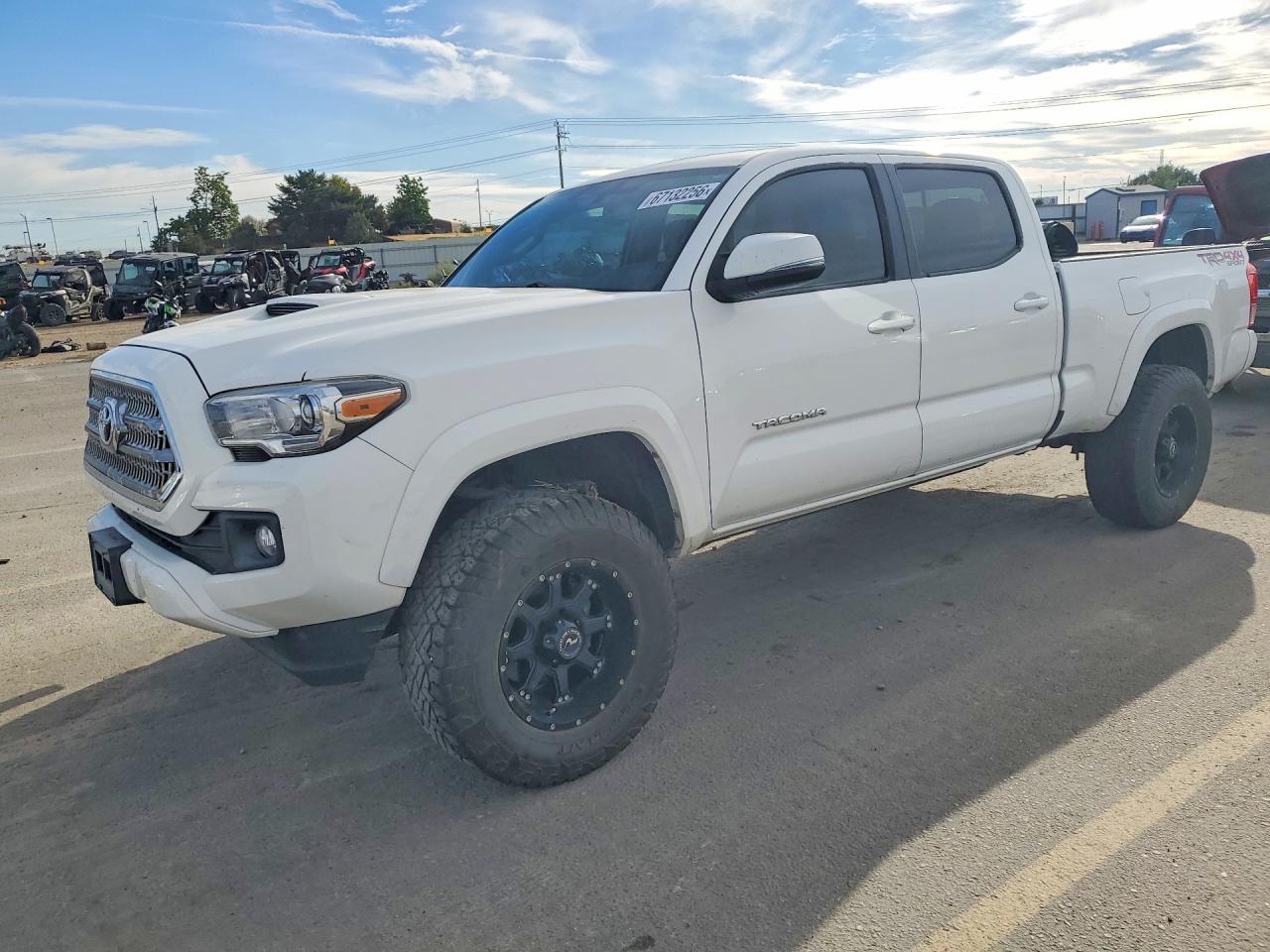 2017 TOYOTA TACOMA