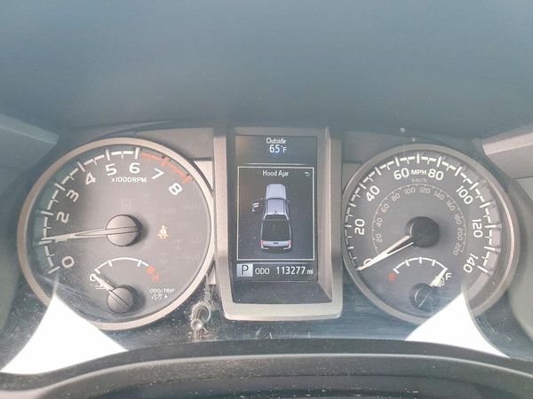 2017 TOYOTA TACOMA