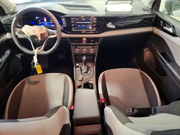 2022 VOLKSWAGEN TAOS
