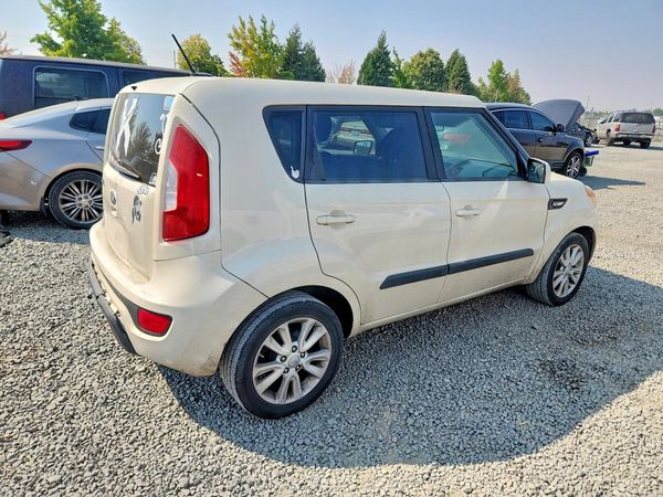 2013 KIA SOUL