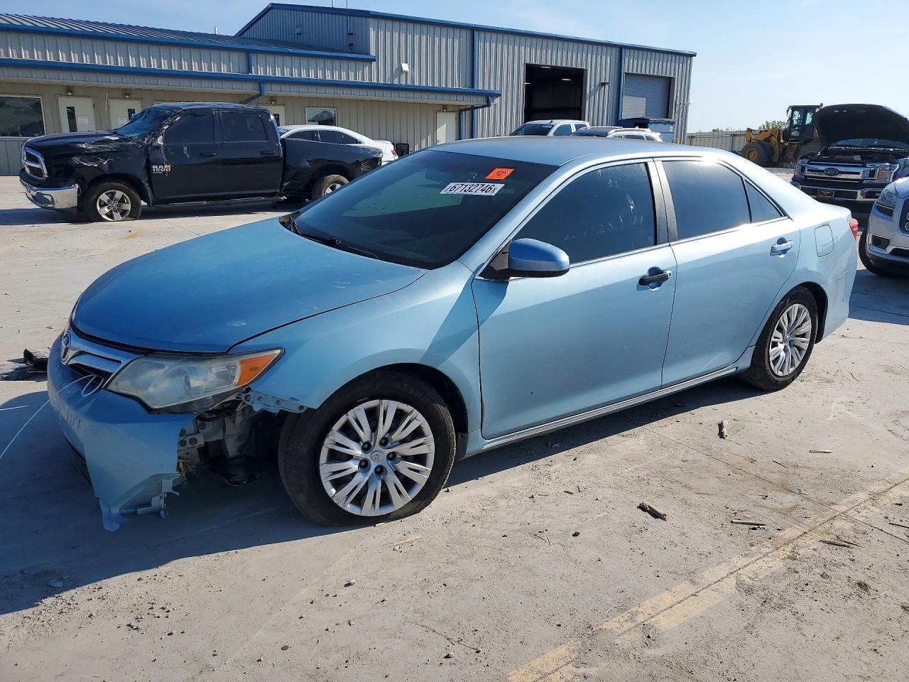 2012 TOYOTA CAMRY