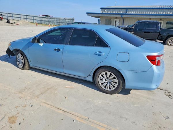 2012 TOYOTA CAMRY