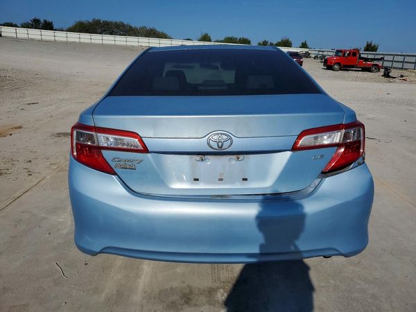 2012 TOYOTA CAMRY