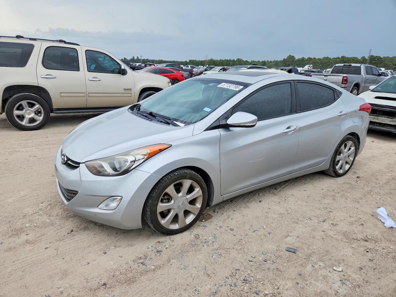 2013 HYUNDAI ELANTRA