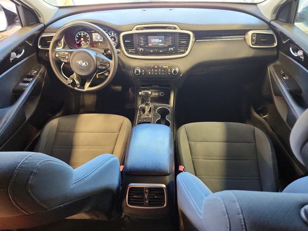 2017 KIA SORENTO