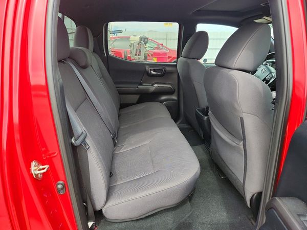 2017 TOYOTA TACOMA