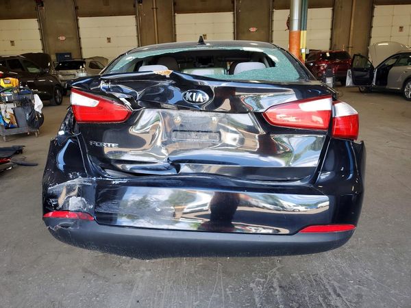 2015 KIA FORTE