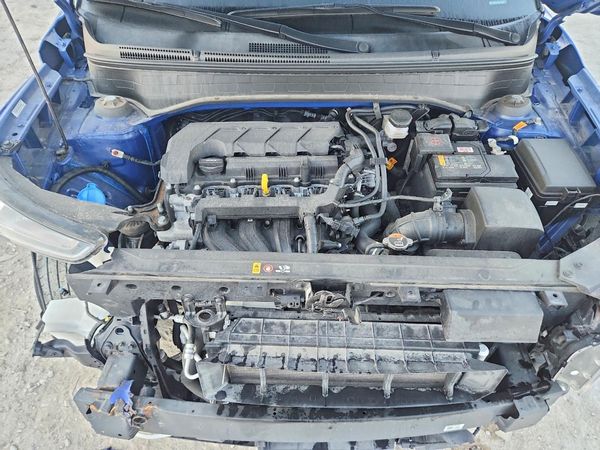 2022 HYUNDAI VENUE SEL & Limited
