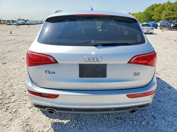2012 AUDI Q5 Premium Plus